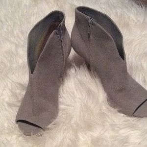 Authentic Michael kors heels 9m